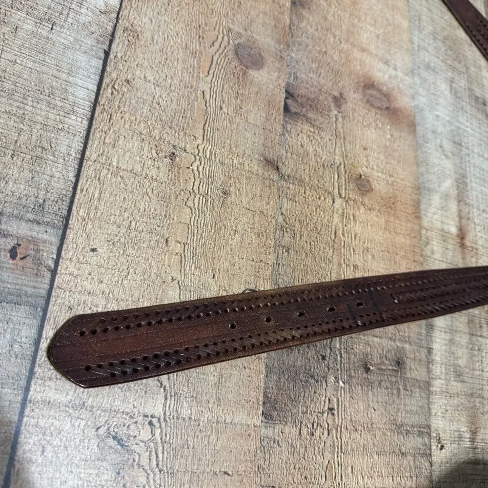 American Eagle genuine leather brown strap size M